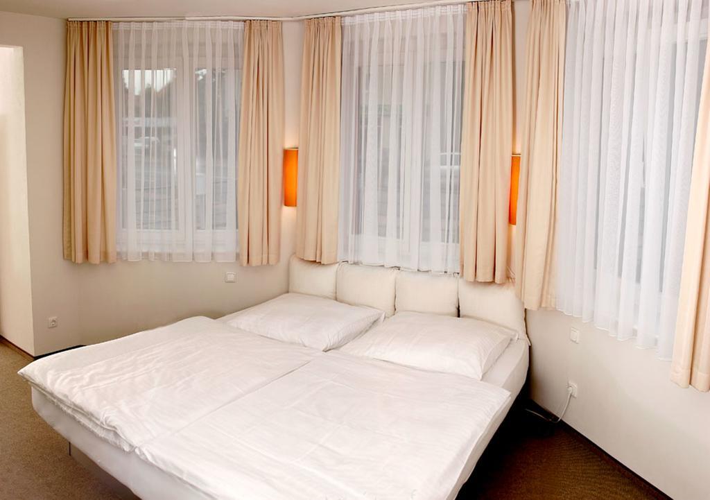 Pension Abendrot Dresden Ngoại thất bức ảnh